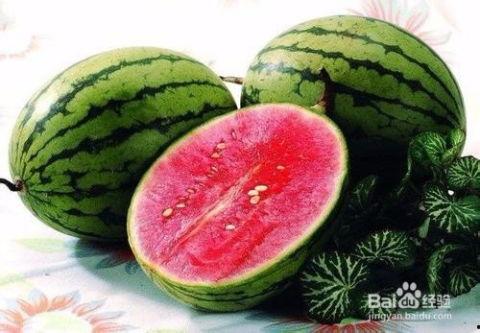 吃瓜多了会上火吗,揭秘夏季饮食健康之谜