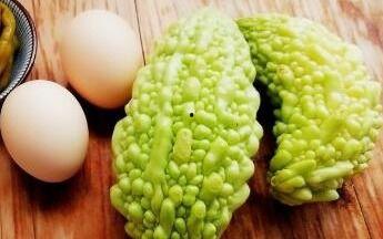 被罚吃生鸡蛋瓜,被罚吃生鸡蛋瓜的惊险经历